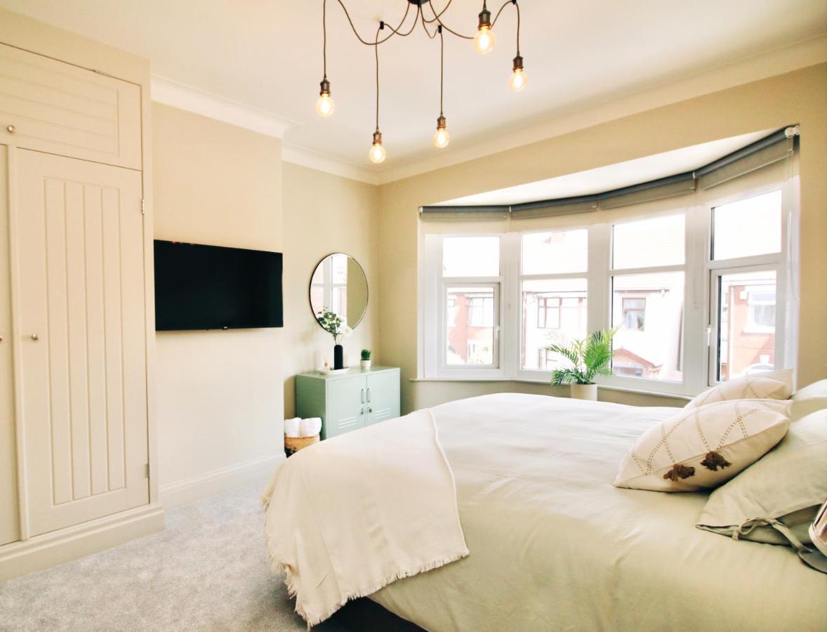 Xxhot Tubxx 4Bed Semi, Sleeps 8, 2 Bathrooms Blackpool Exteriör bild