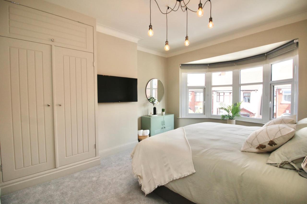 Xxhot Tubxx 4Bed Semi, Sleeps 8, 2 Bathrooms Blackpool Exteriör bild
