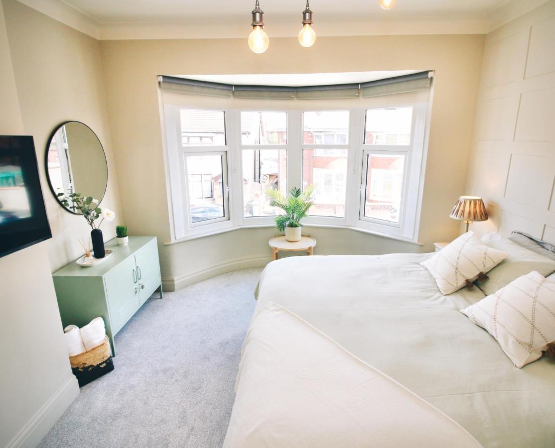 Xxhot Tubxx 4Bed Semi, Sleeps 8, 2 Bathrooms Blackpool Exteriör bild