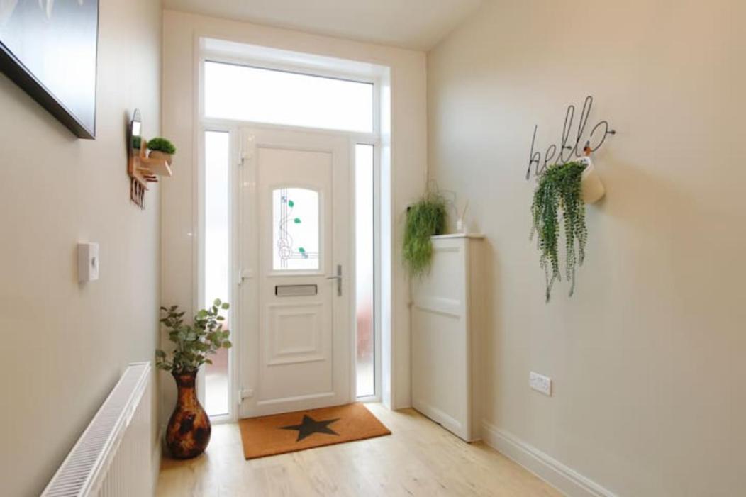 Xxhot Tubxx 4Bed Semi, Sleeps 8, 2 Bathrooms Blackpool Exteriör bild
